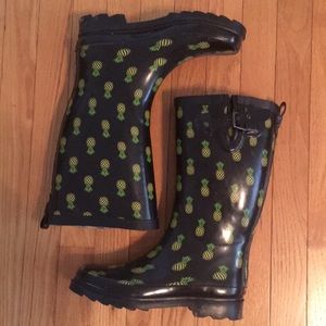 Chooka Pineapple Rain Boots